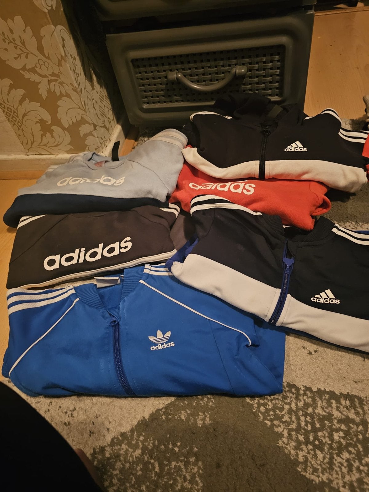Adidas kleding en diverse kledingstukken, Ophalen of Verzenden, Gebruikt