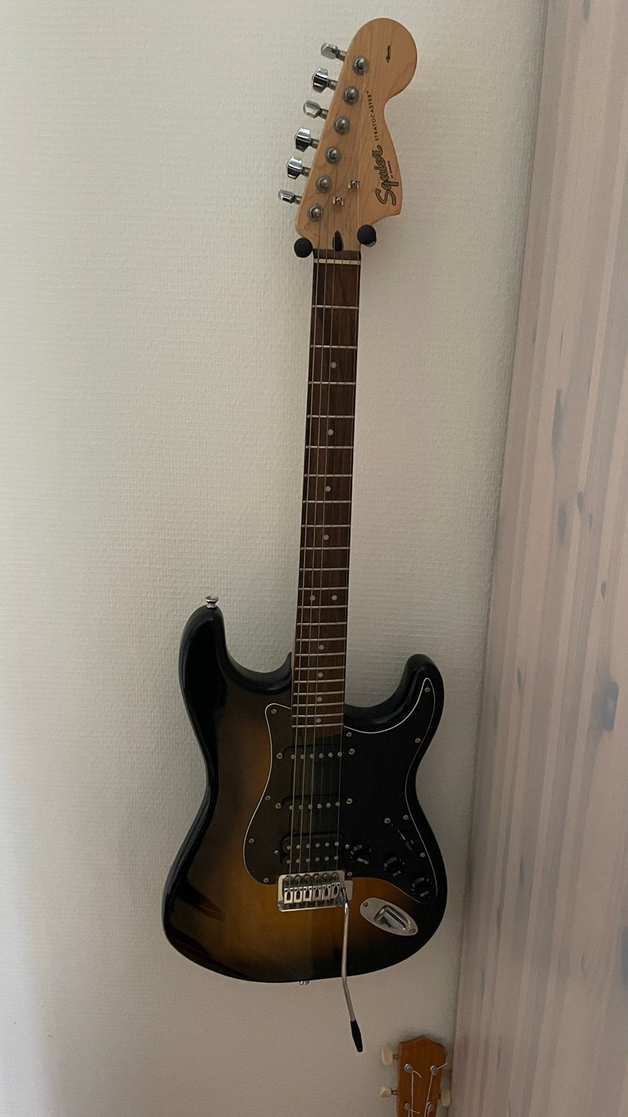Squier Stratocaster met Fender Frontman 15G versterker, Ophalen, Fender, Gebruikt, Met versterker