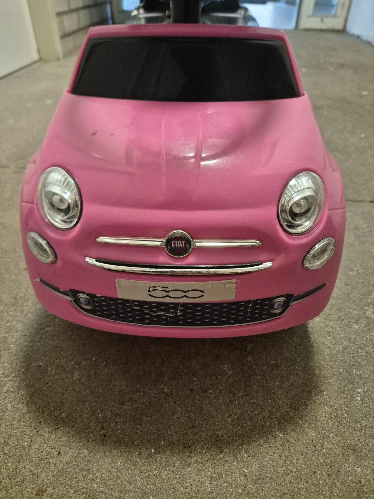 Roze Fiat 500 loopauto voor kinderen, Ophalen, Zo goed als nieuw