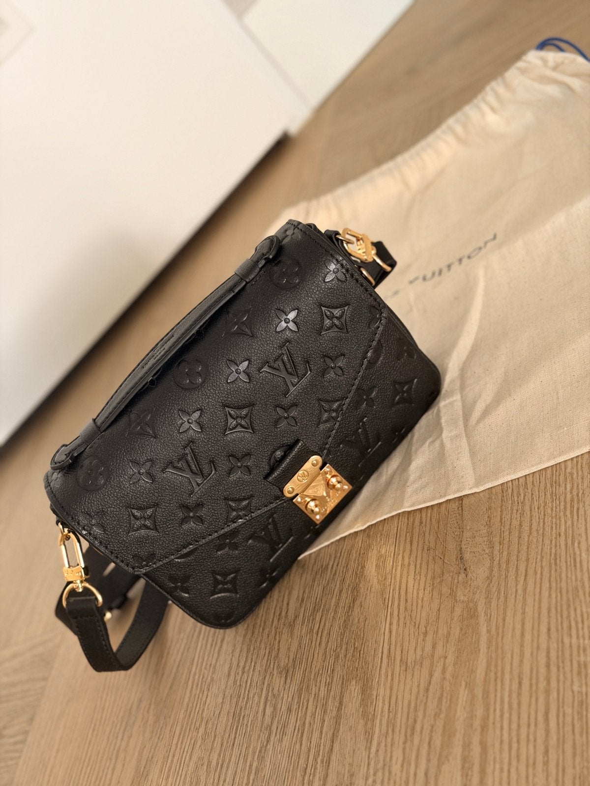 Louis Vuitton Metis tas zwart - Nieuw, Ophalen of Verzenden, Nieuw, Zwart, Handtas