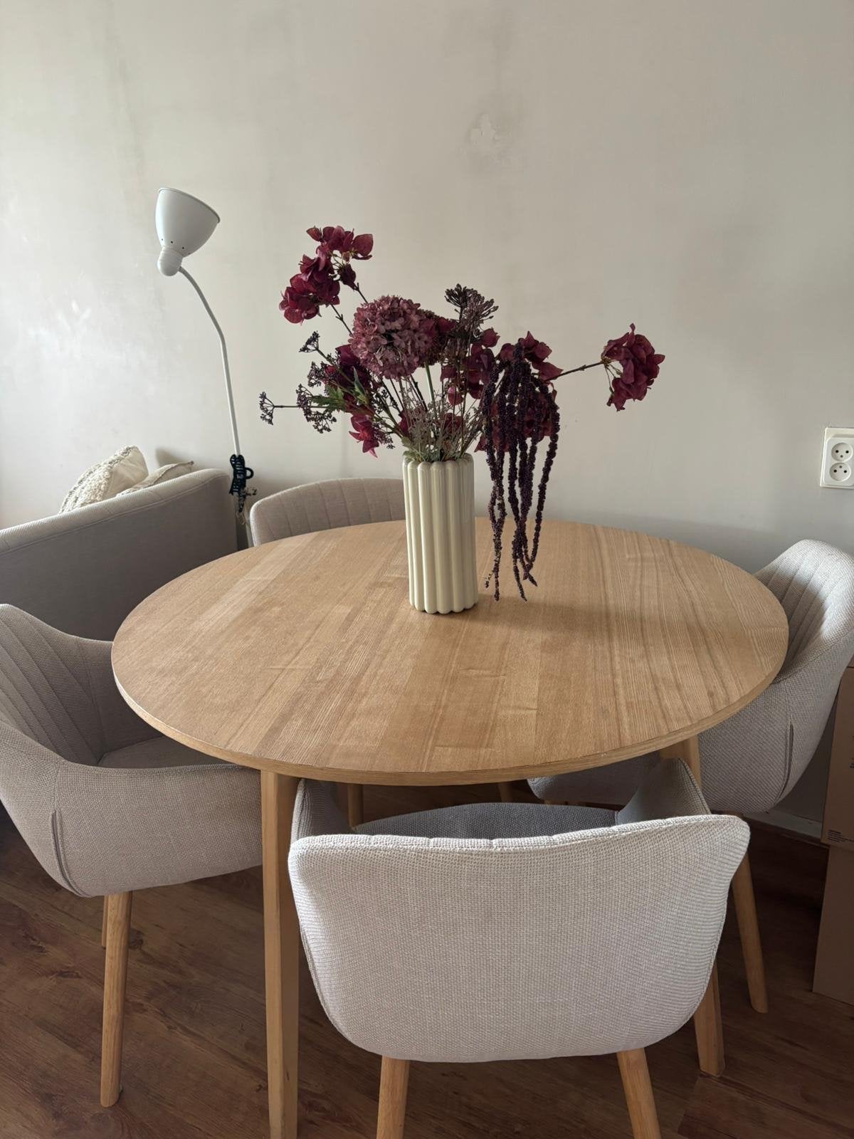 Complete Eet- en Zithoek: Bank, Stoelen en Eettafel, Huis en Inrichting, Ophalen, Gebruikt