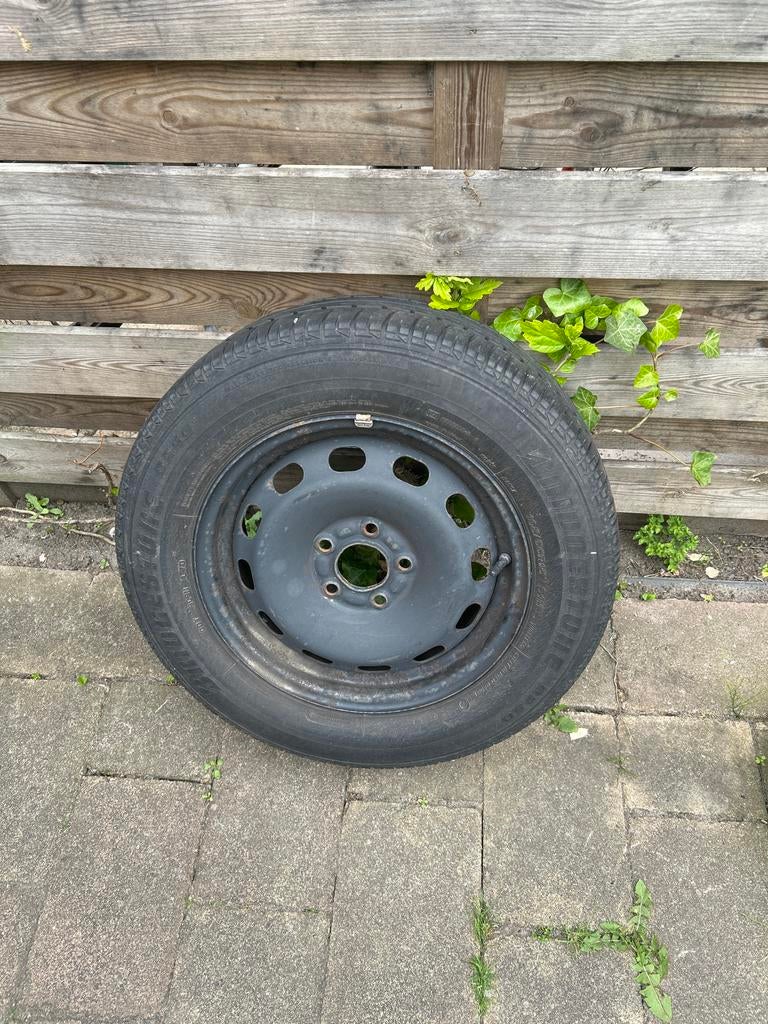 Bridgestone B250 185/65 R15 88T zomerband op velg, Ophalen of Verzenden, Gebruikt