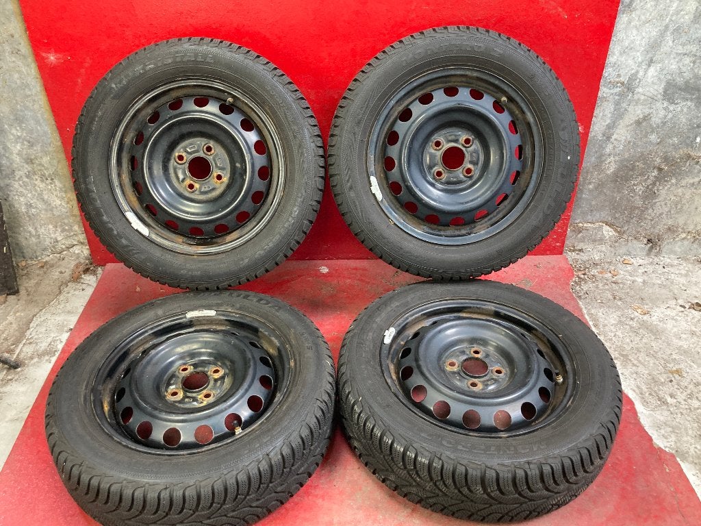 Winterbanden Toyota Yaris 175/65R15 Fulda, Auto-onderdelen, Gebruikt, 15 inch, 175 mm, .