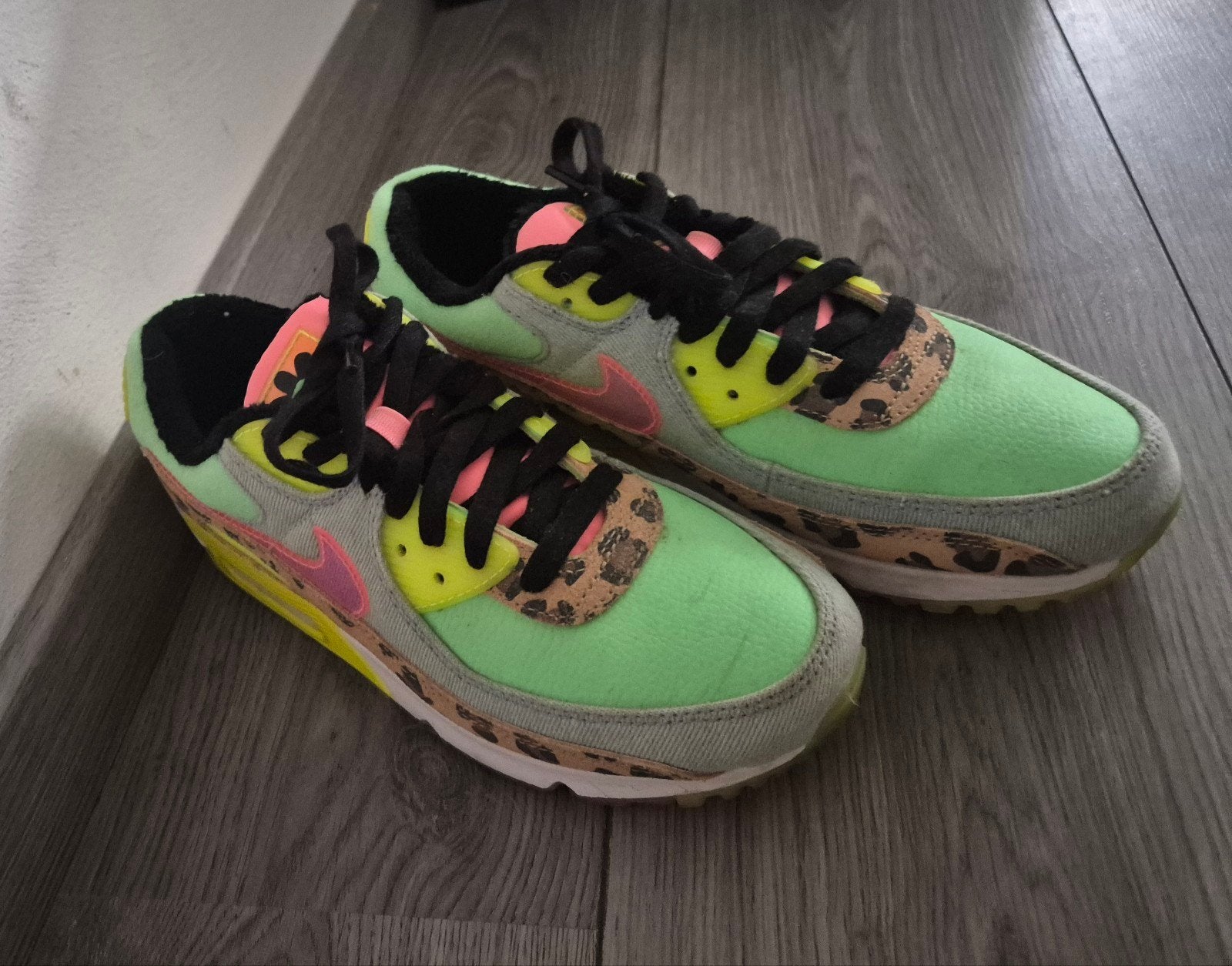 Nike Air Max 90 LX Green Illusion - Maat 41, Nike, Ophalen of Verzenden, Groen, Sneakers of Gympen