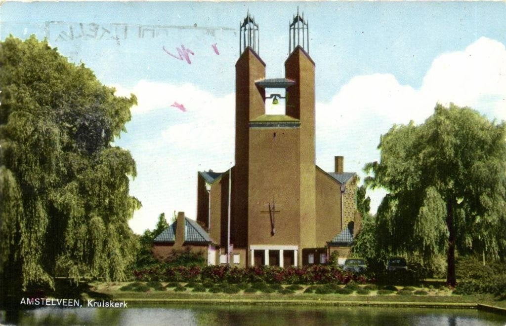 Amstelveen. Kruiskerk - auto - 196? gelopen, Ophalen of Verzenden, 1960 tot 1980, Gelopen, Noord-Holland