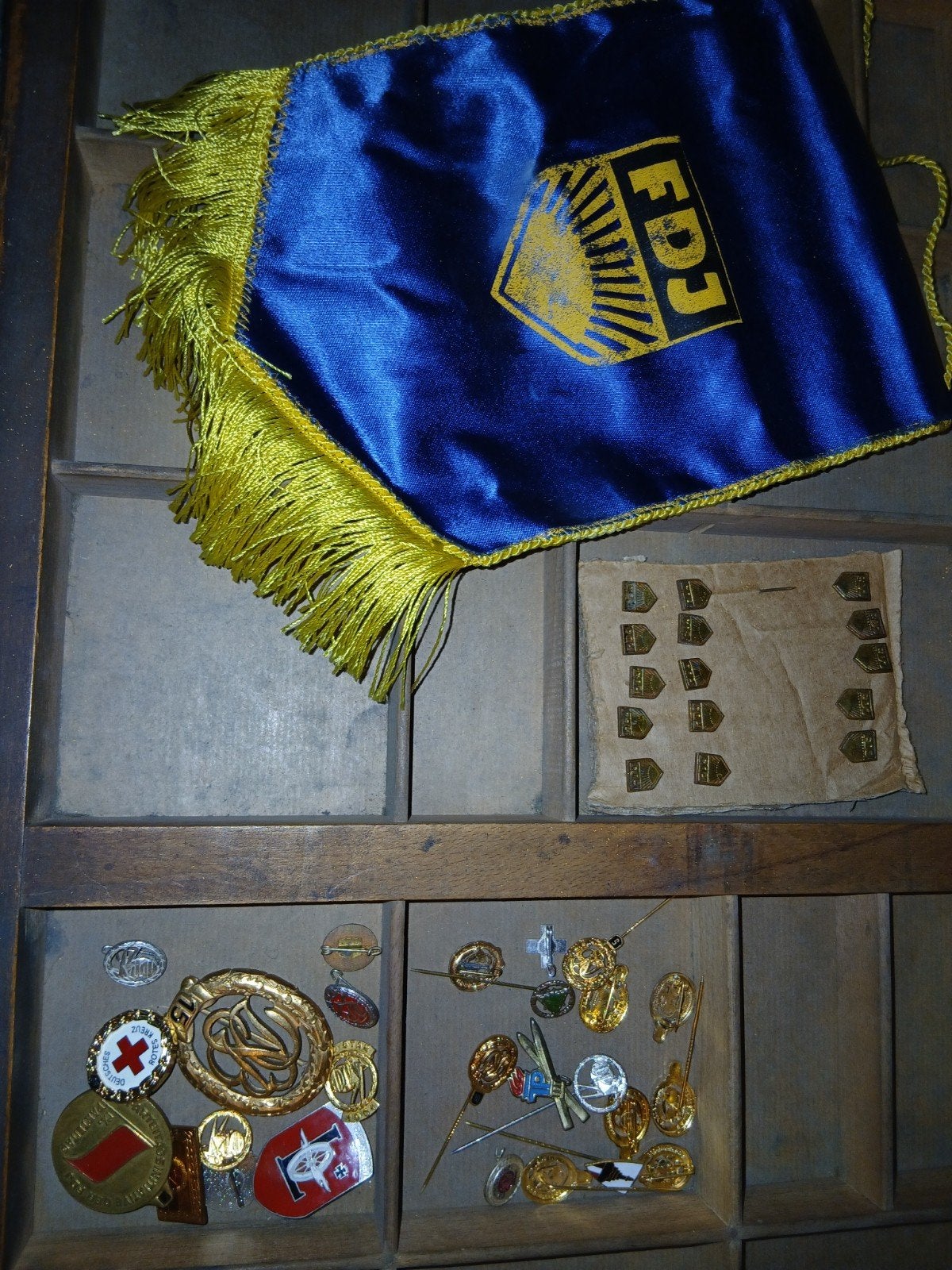 duitse speldjes, medailles, vlag, Ophalen of Verzenden, Gebruikt, Overige onderwerpen, Speldje of Pin