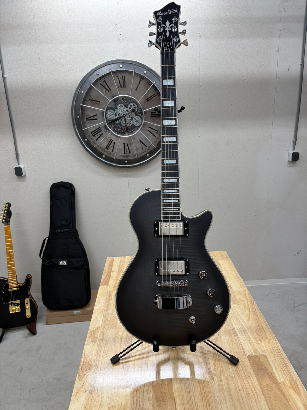 🔥 HAGSTRÖM ULTRA MAX – COSMIC BLACKBURST 🔥, Muziek en Instrumenten, Ophalen, Gebruikt, Solid body, Overige merken