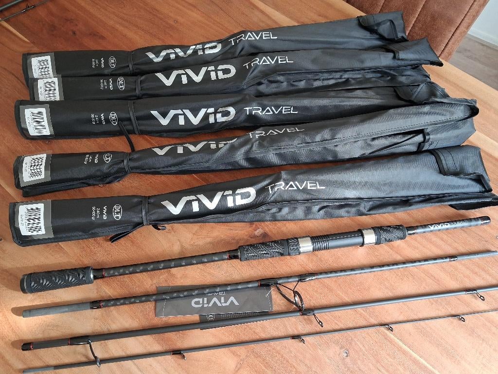Vivid Reishengels (Travel) 2.40 meter...30-60g en 50-100g
