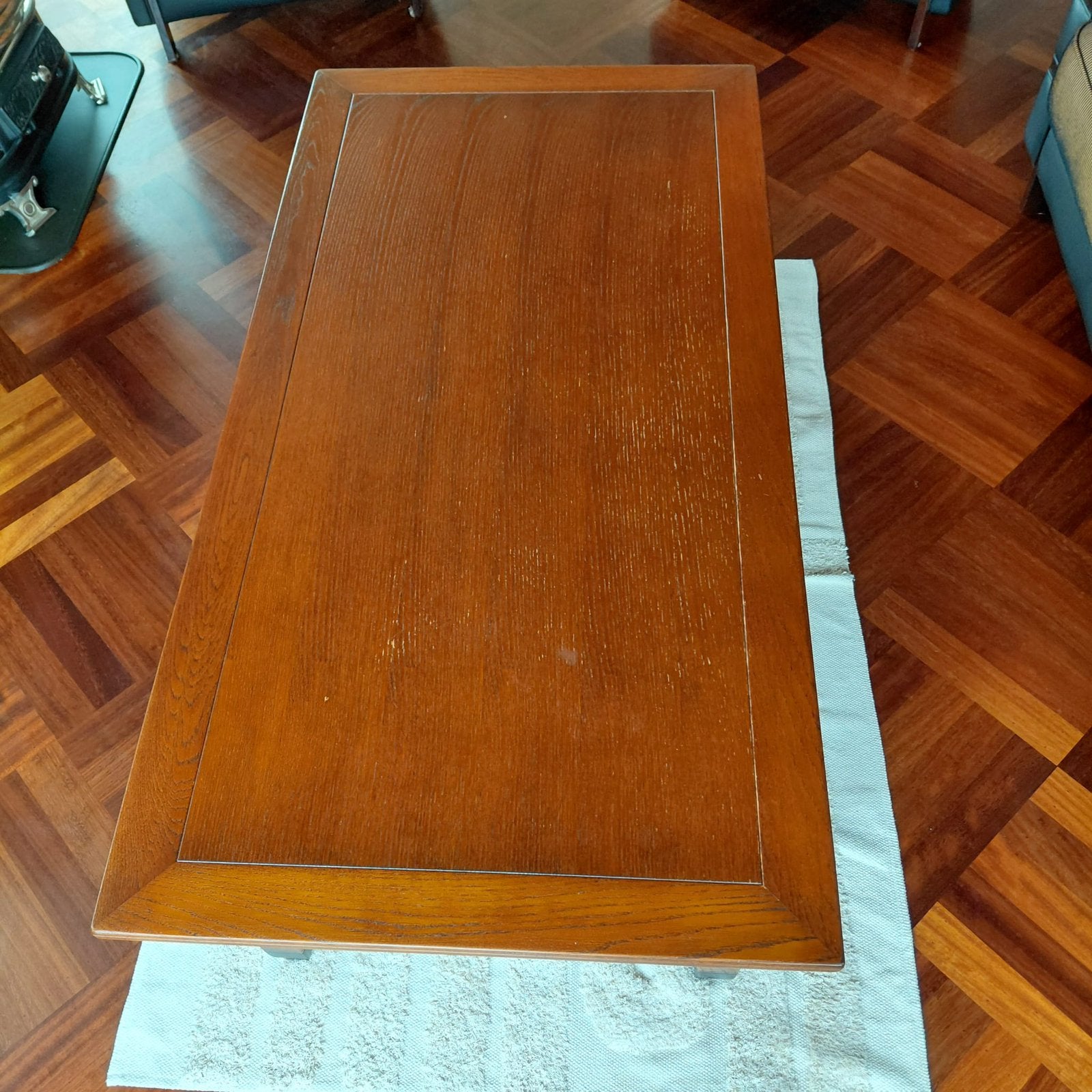 Salon tafel eiken in kersenkleur, Ophalen, 50 – 75, Gebruikt, 100 tot 150 cm