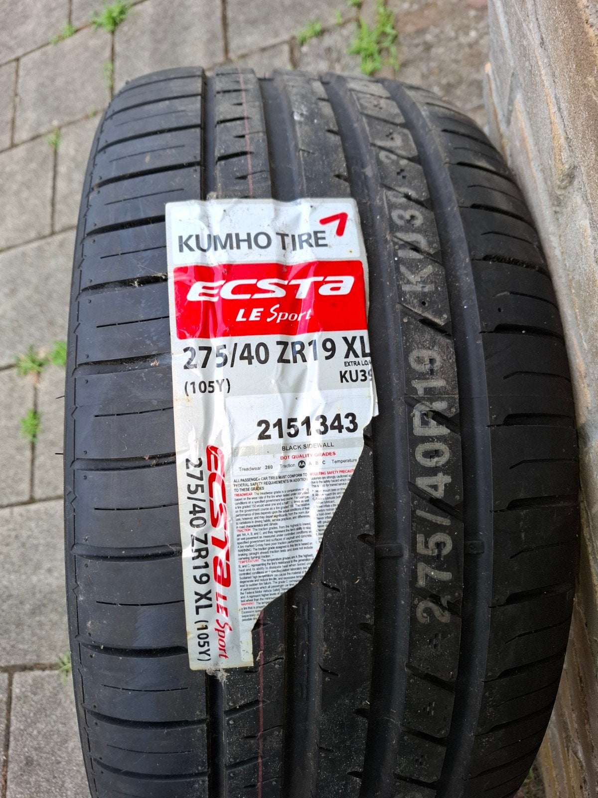 Kumho Ecsta LE Sport 275/40 ZR19 XL (105Y) Zomerband, 19 inch, 275 mm, Nieuw, Ophalen of Verzenden