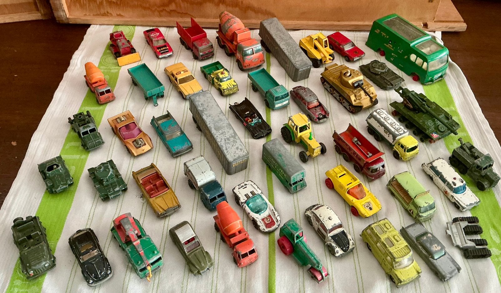 Partij o.a. matchbox, majorette,  “opknappers”, Ophalen of Verzenden, Gebruikt, Auto