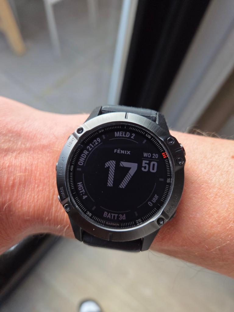 Garmin Fenix 6 Pro 47mm Multisport GPS Smartwatch, Zwart, Garmin, Ophalen of Verzenden, Zo goed als nieuw