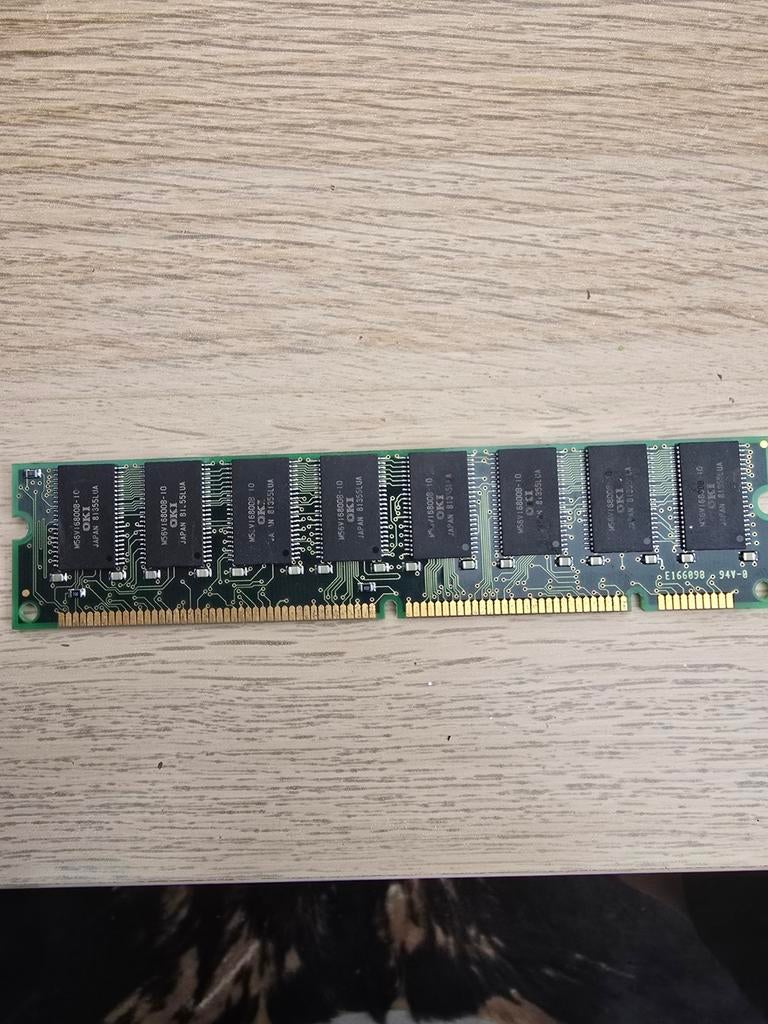 256MB SDRAM PC100/PC133 Geheugenmodule, Computers en Software, RAM geheugen, Gebruikt, Overige soorten, PC100/PC133, Ophalen of Verzenden