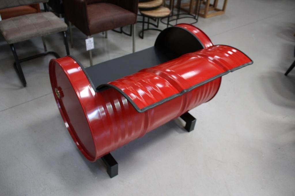 Stoer bankje / fauteuil van een olievat industrieel mancave, Ophalen, Nieuw, 75 tot 100 cm, 75 tot 100 cm