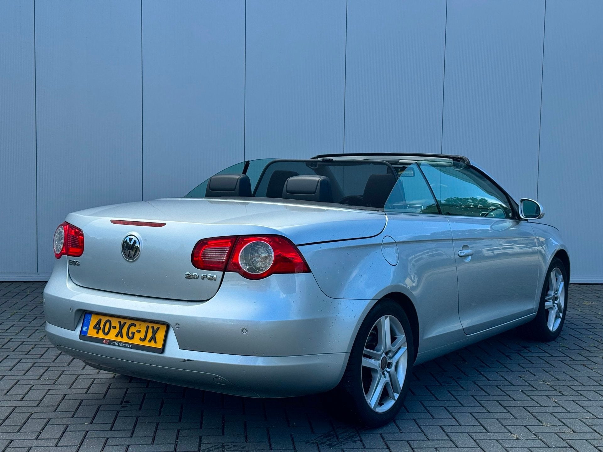 Volkswagen Eos 2.0-16v FSI Cabrio - Stoelverwarming - Ledere, Voorwielaandrijving, Gebruikt, 4 cilinders, 4 stoelen