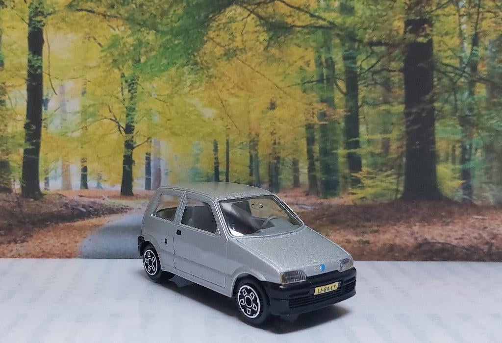 1:43 Fiat Cinquecento; 3-door hatchback 1991; Bburago #4193, Hobby en Vrije tijd, Modelauto's | 1:43, Gebruikt, Auto, Overige merken