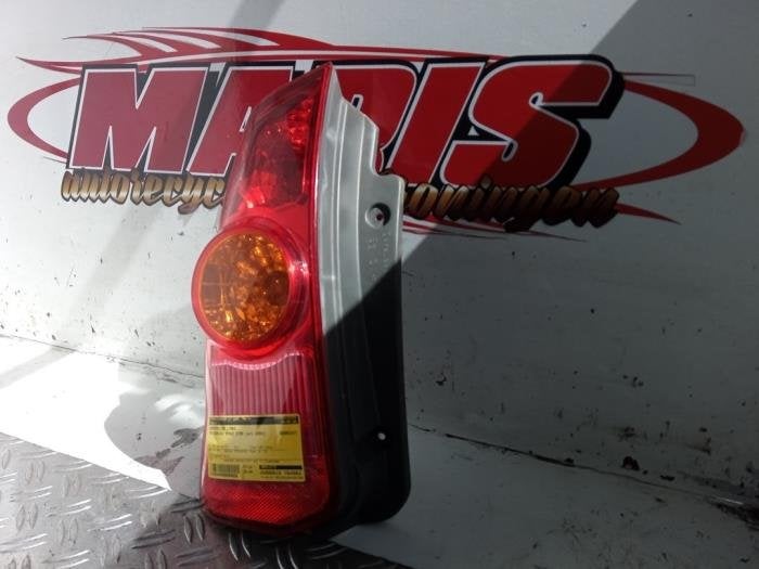 Achterlicht links van een Mitsubishi Space Star, Gebruikt, -, -, Ophalen of Verzenden