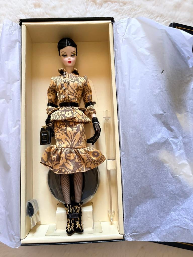 Nrfb silkstone luciana barbie, Verzamelen, Ophalen of Verzenden, Zo goed als nieuw, Fashion Doll