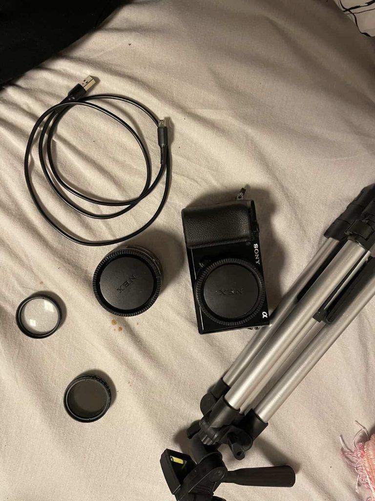 Sony A6100 + lens !, Ophalen of Verzenden, Zo goed als nieuw, Sony, 8 keer of meer