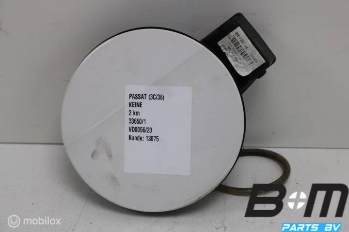 Tankklep VW Passat B7 LB9A 3AF809857A, Gebruikt