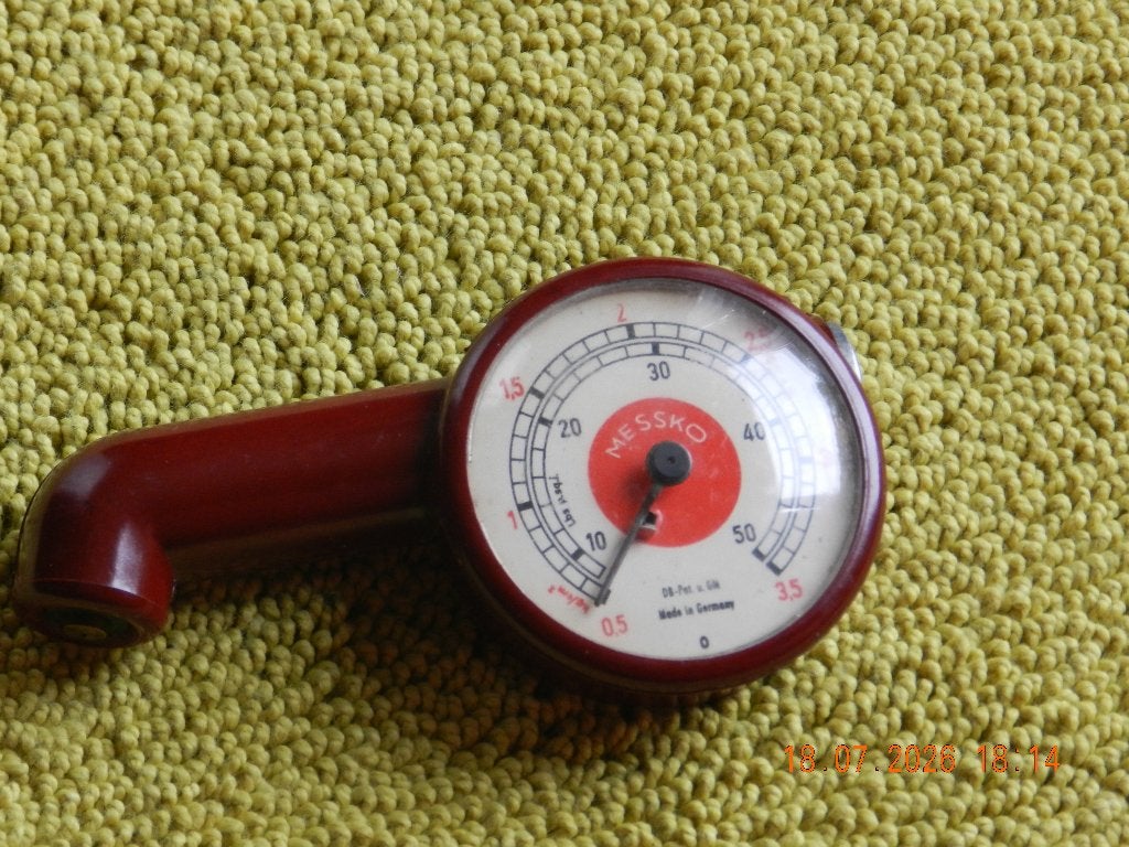 messko vintage bandenspaning meter porsche 911/vw, Auto diversen, Ophalen of Verzenden, Zo goed als nieuw