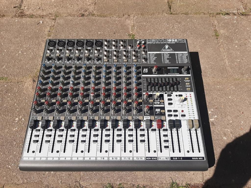 Behringer Xenyx 1832FX Mengpaneel, Muziek en Instrumenten, Mengpanelen, Ophalen of Verzenden, Zo goed als nieuw, 20 kanalen of meer