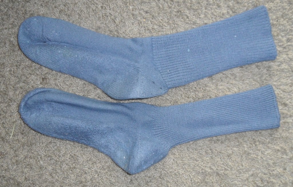 In goede staat: paar herensokken, blauw/grijs, maat 43-46, Kleding | Heren, Sokken en Kousen, Ophalen of Verzenden, Zo goed als nieuw