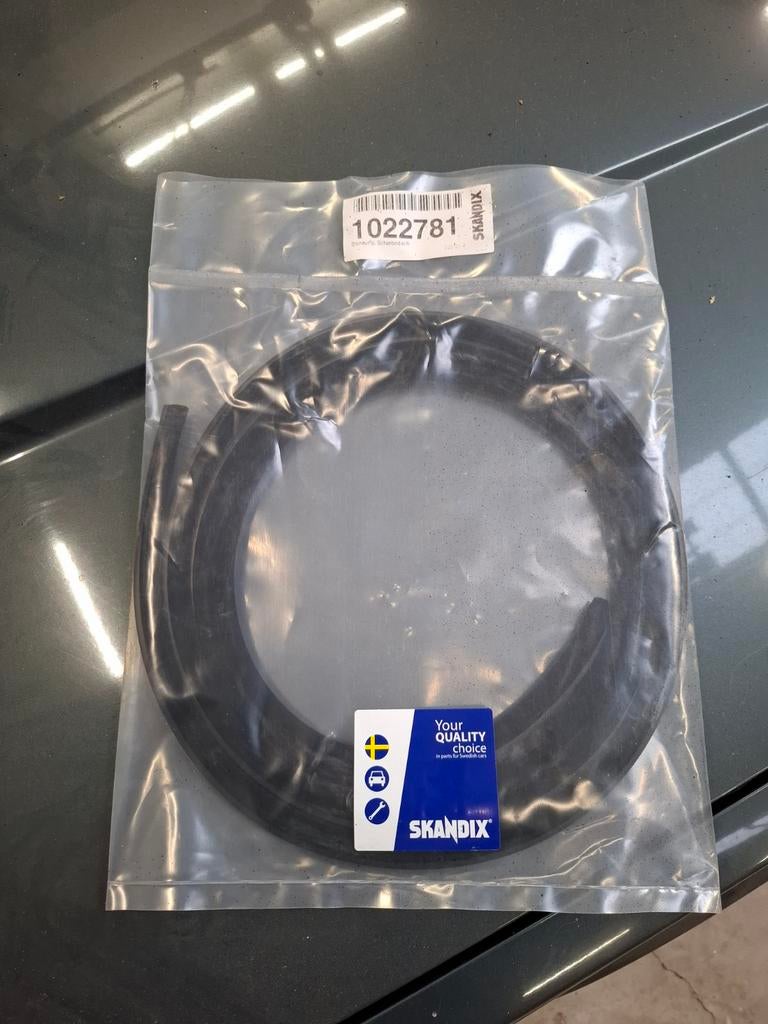 Schuifdakrubber Volvo 740 760 780 940 960 (3528809) dakraam, Voor, Nieuw, Ophalen of Verzenden, Volvo