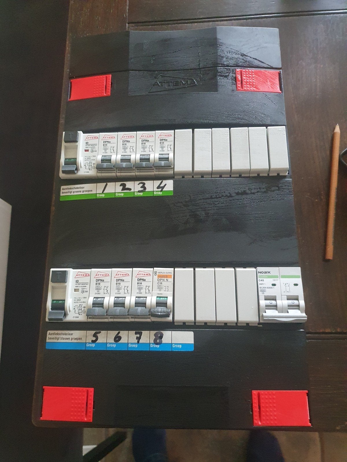 Attema Groepenkast  1 fase 8 groepen, Ophalen of Verzenden, Gebruikt, Attema, Groepenkast