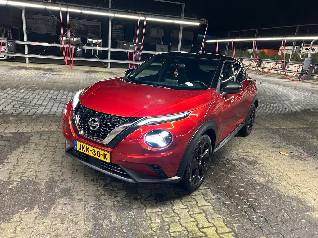 Nissan Juke 1.0 Dig-t 114pk 2022 Rood, Auto's, Stof, 1250 kg, Bedrijf, Lichtsensor