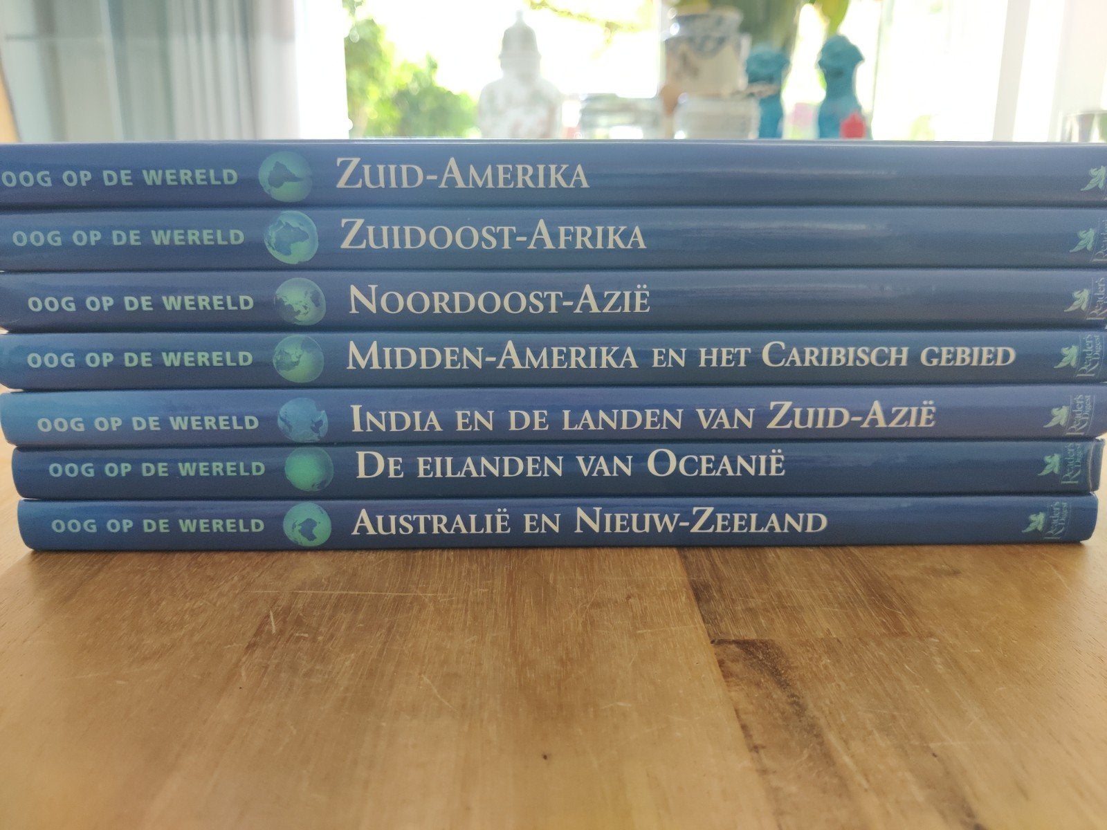 Reader's Digest Oog op de Wereld reisgidsen (7 stuks), Zo goed als nieuw, Reisgids of -boek, Azië, Ophalen