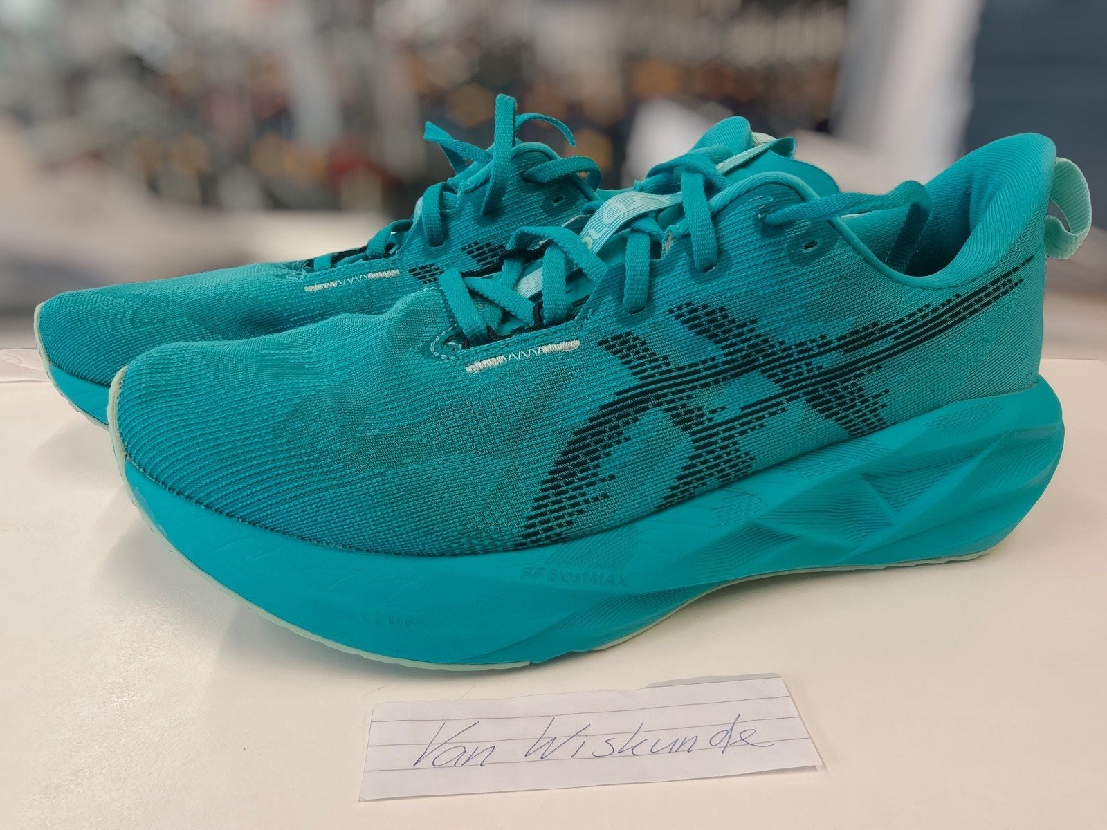 Asics Novablast 5 Groen Schoenen Goede Staat 43,5 Hardloop, Ophalen, Hardloopschoenen, Zo goed als nieuw, Hardlopen