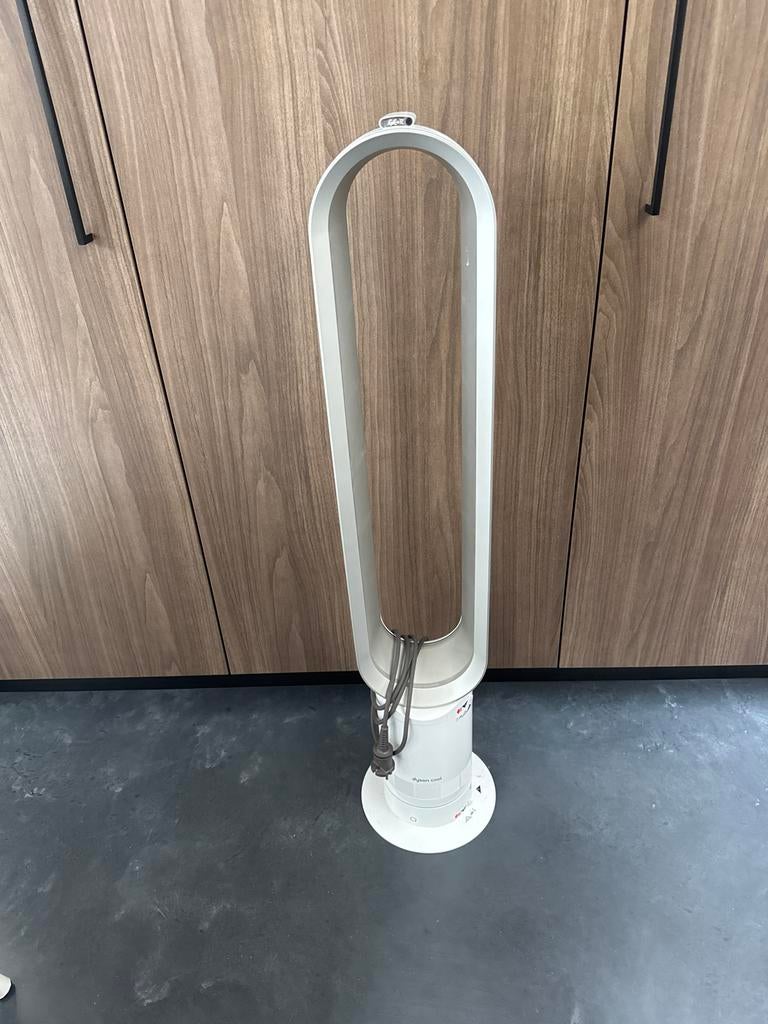 Dyson Cool Torenventilator - Stijlvol en Efficiënt, Witgoed en Apparatuur, Ventilatoren, Zo goed als nieuw, Torenventilator, Ventilator met afstandsbediening