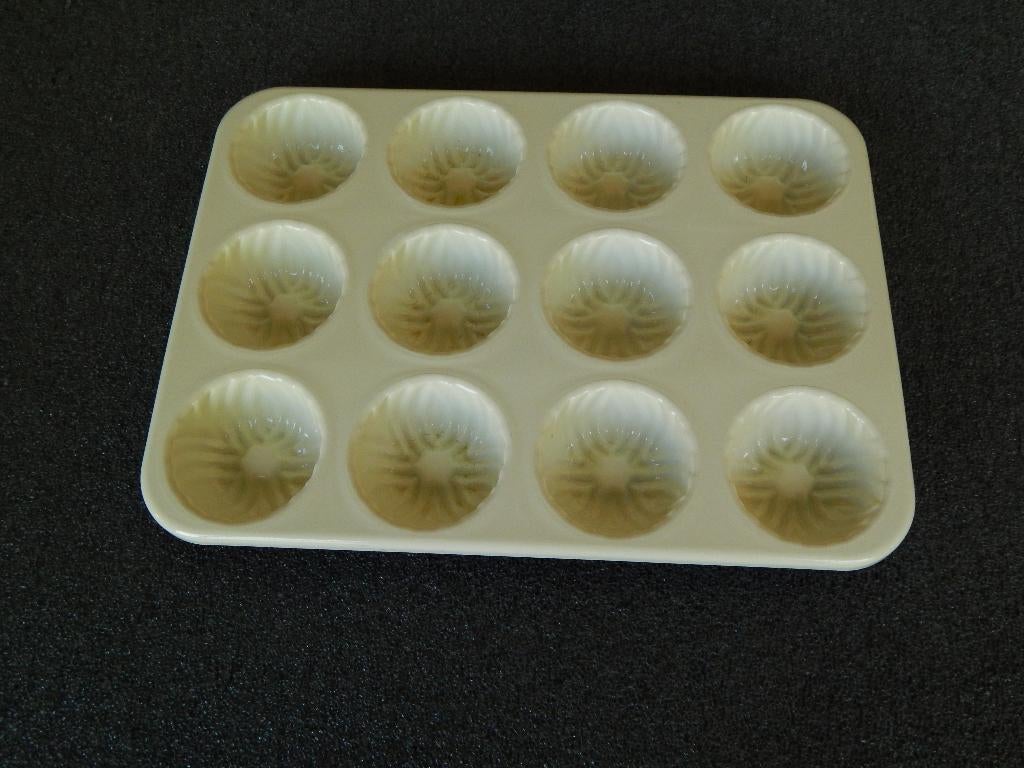 Oud metalen bakblik voor cakejes, Ophalen of Verzenden