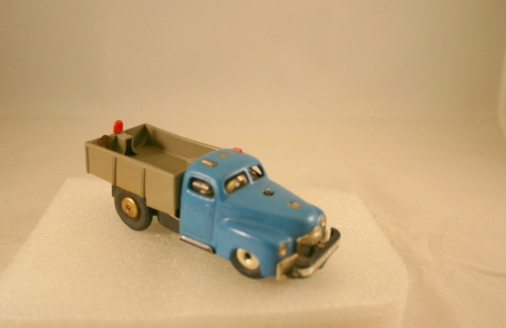 Schuco Varianto no:3112U  Elektro Lastwagen ( Blauw), Verzenden, Zo goed als nieuw, Auto