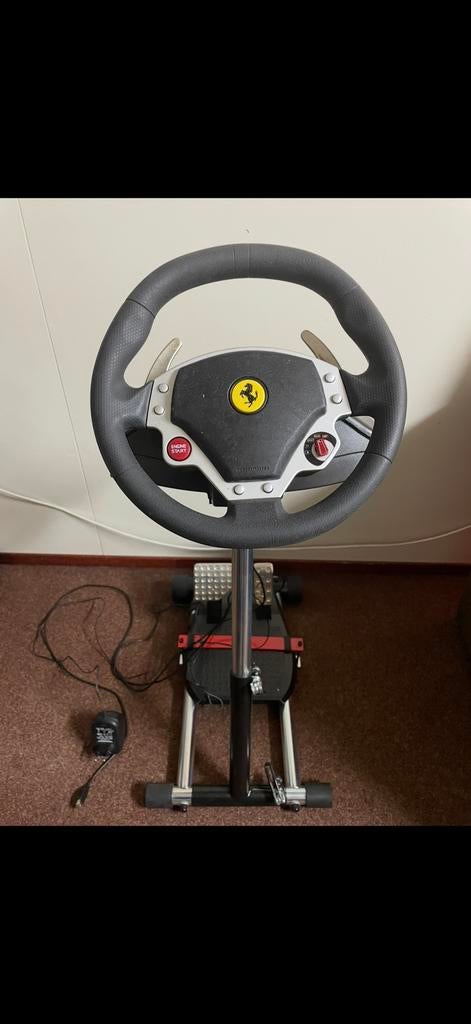 Thrustmaster racing wheel Ferrari, Ophalen, Gebruikt