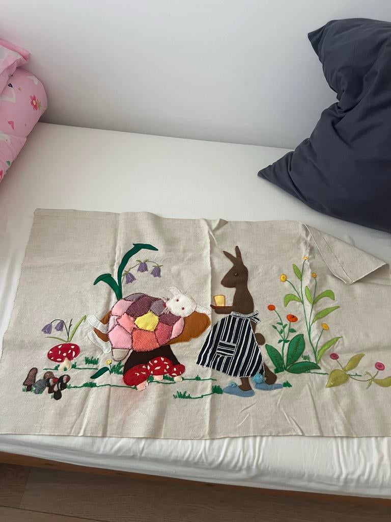 Kinderkamer wandkleed met ruimte voor een roede, Gebruikt, Meerkleurig, Overige stijlen, Ophalen of Verzenden