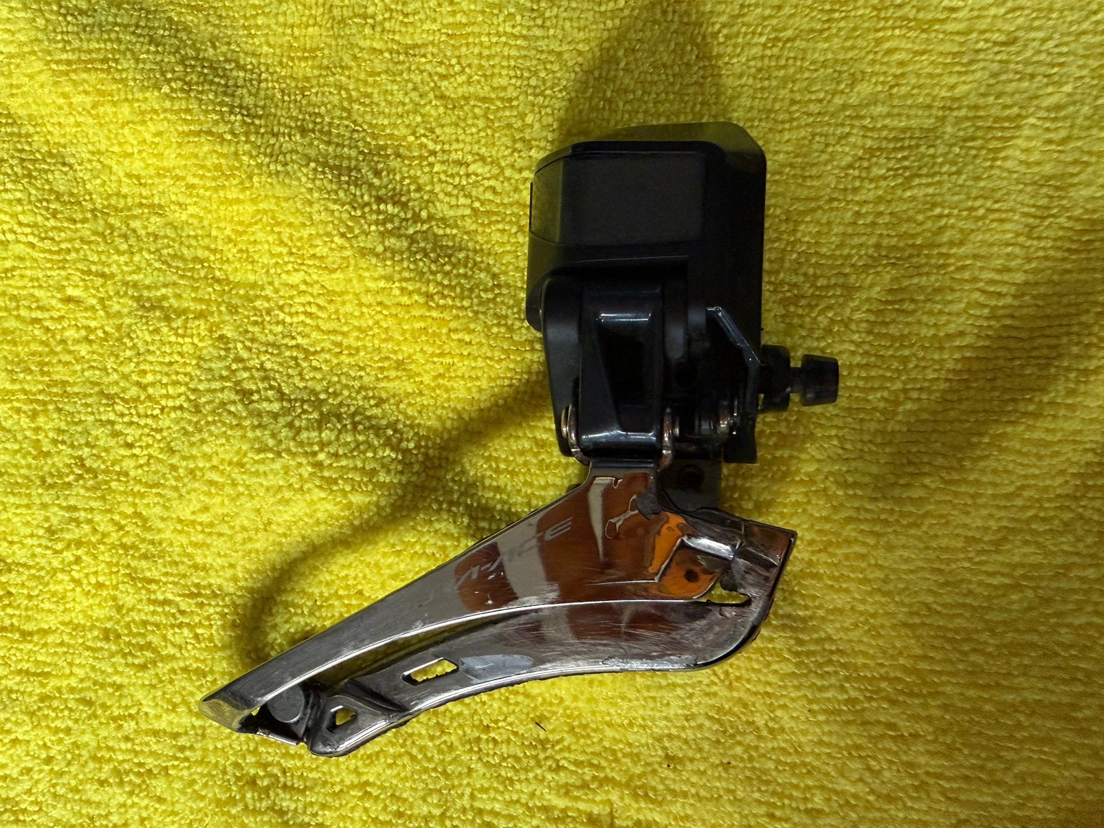Shimano Dura Ace R9150 Di2 voorderailleur 11 speed, Fietsen en Brommers, Gebruikt, Ophalen of Verzenden, Gravelbike, Derailleur of Ketting