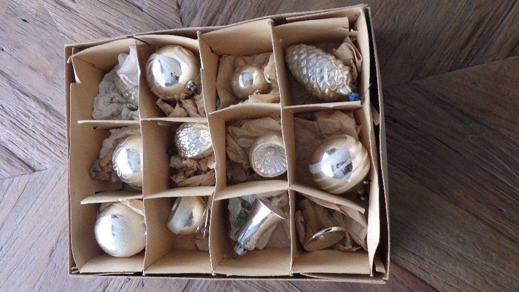 mooie oude zilverkleurige kerstballen, Ophalen of Verzenden, Gebruikt
