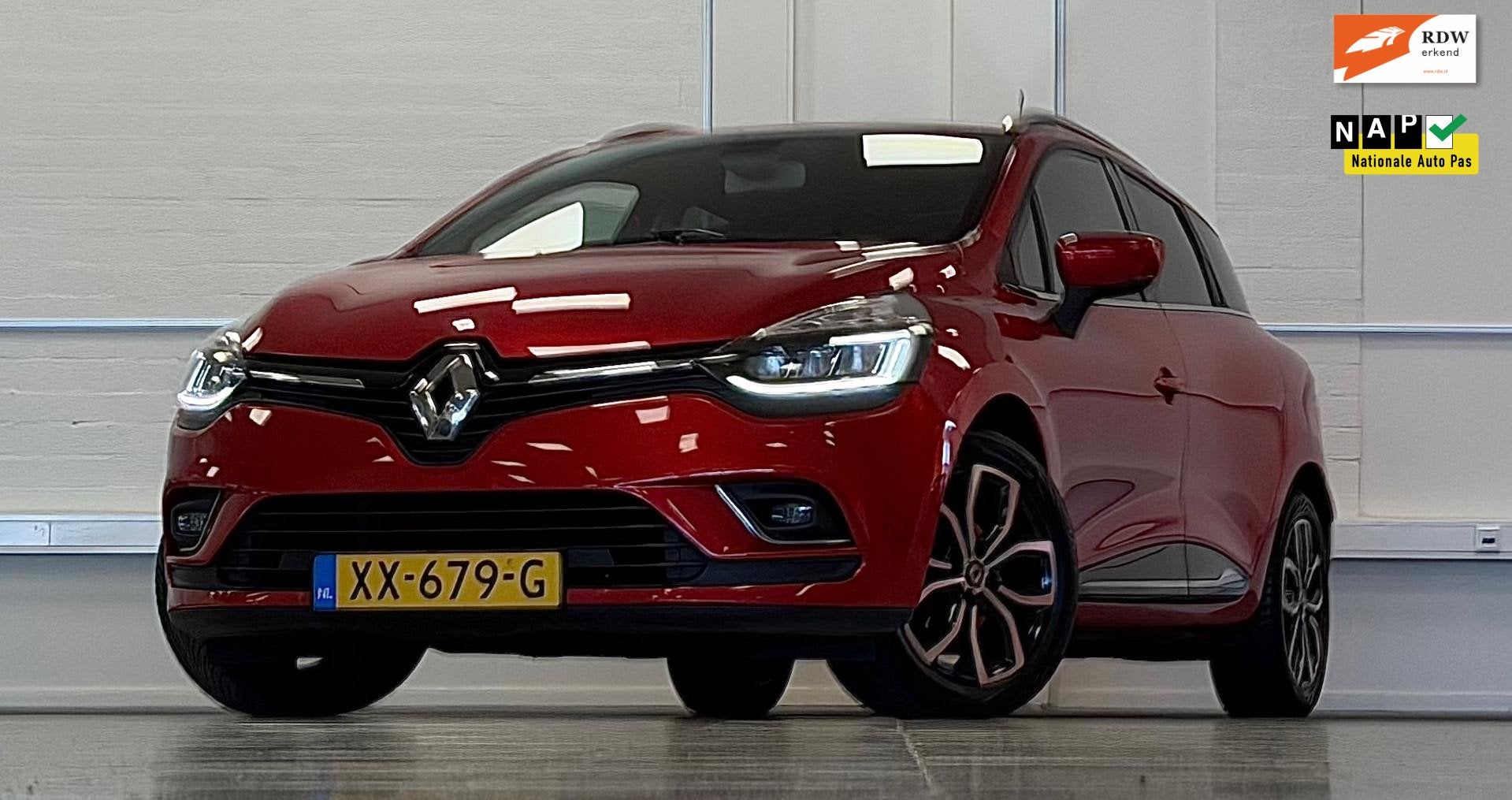 Renault Clio Estate 0.9i TCe Intens 1e eigenaar Navigatie Cl, Voorwielaandrijving, 898 cc, Stof, Gebruikt