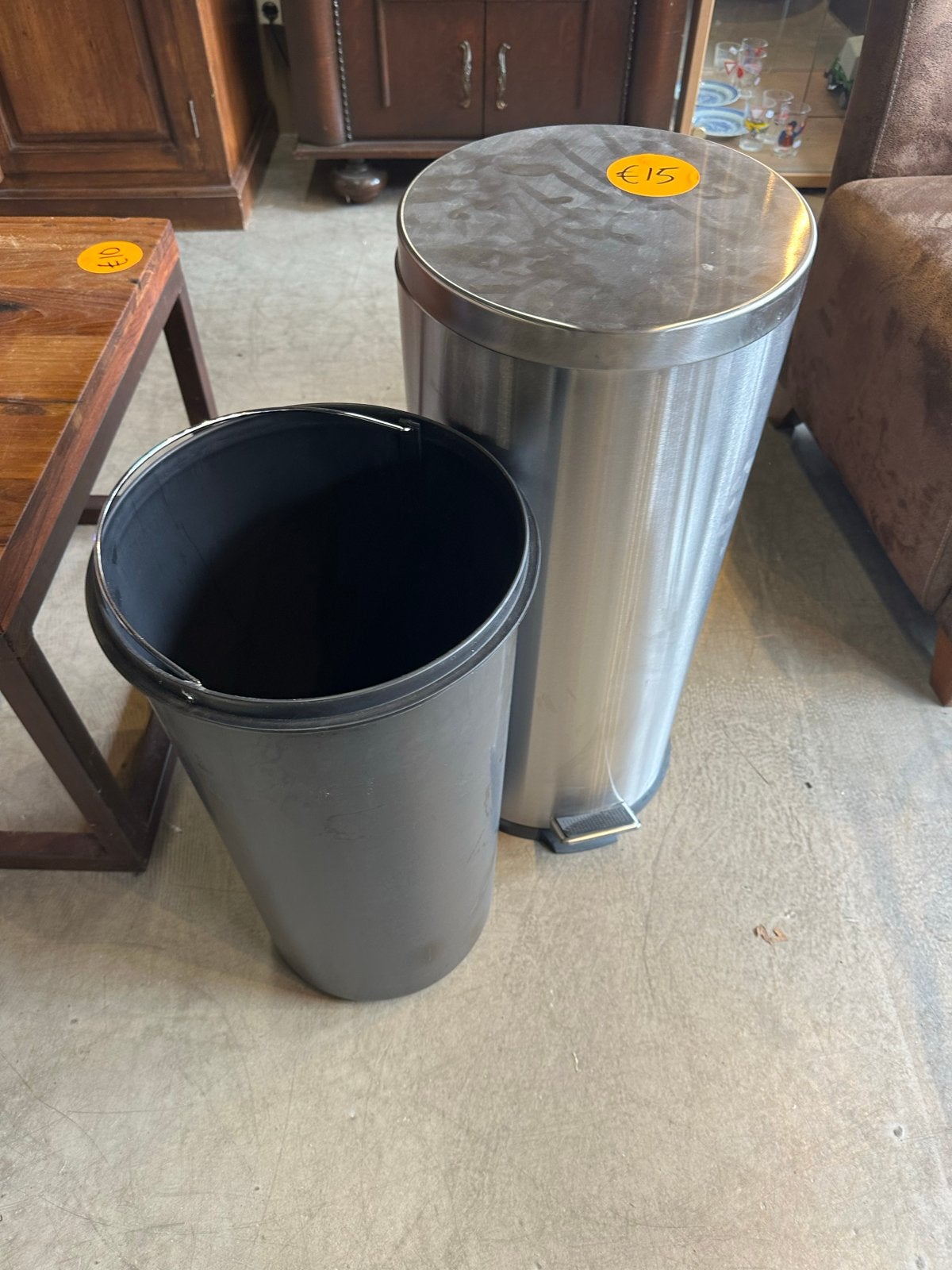 Prullenbak RVS met pedaal - 64cm hoog, Gebruikt, Met pedaal, 50 tot 75 cm, Ophalen of Verzenden