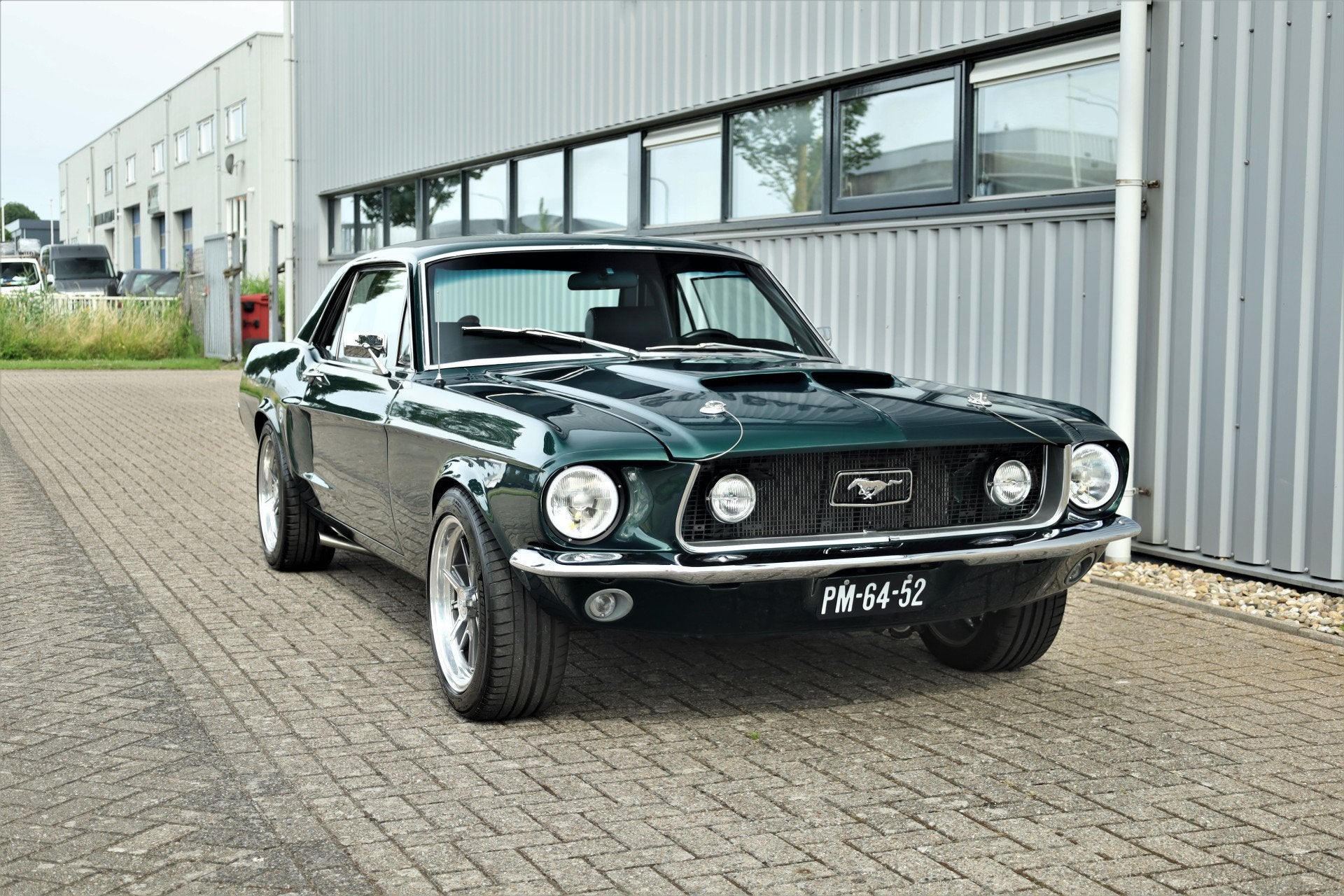 Ford Mustang 1967 Pro Touring Road Race Spec Uniek, Auto's, Oldtimers, Automaat, Zwart, 4735 cc, Bedrijf