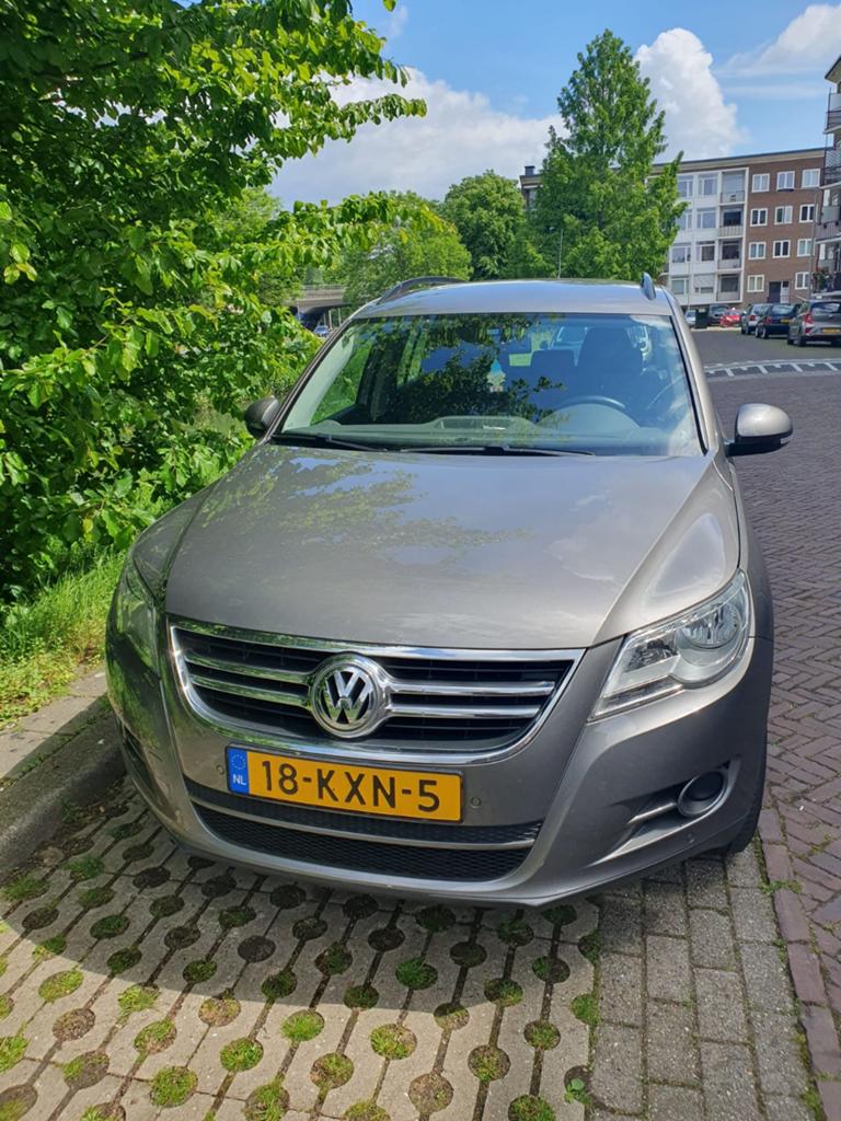 Volkswagen Tiguan 1.4 TSI 110KW 2010 Grijs, Voorwielaandrijving, 1800 kg, Zwart, 4 cilinders