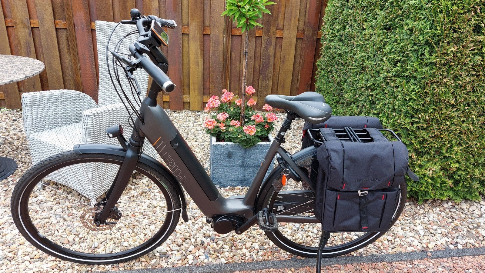 TE KOOP RIH MOVENDA 2025 km 1977 zwart/ antra  pracht fiets, Fietsen en Brommers, Elektrische fietsen, 47 tot 51 cm, Ophalen, Nieuw
