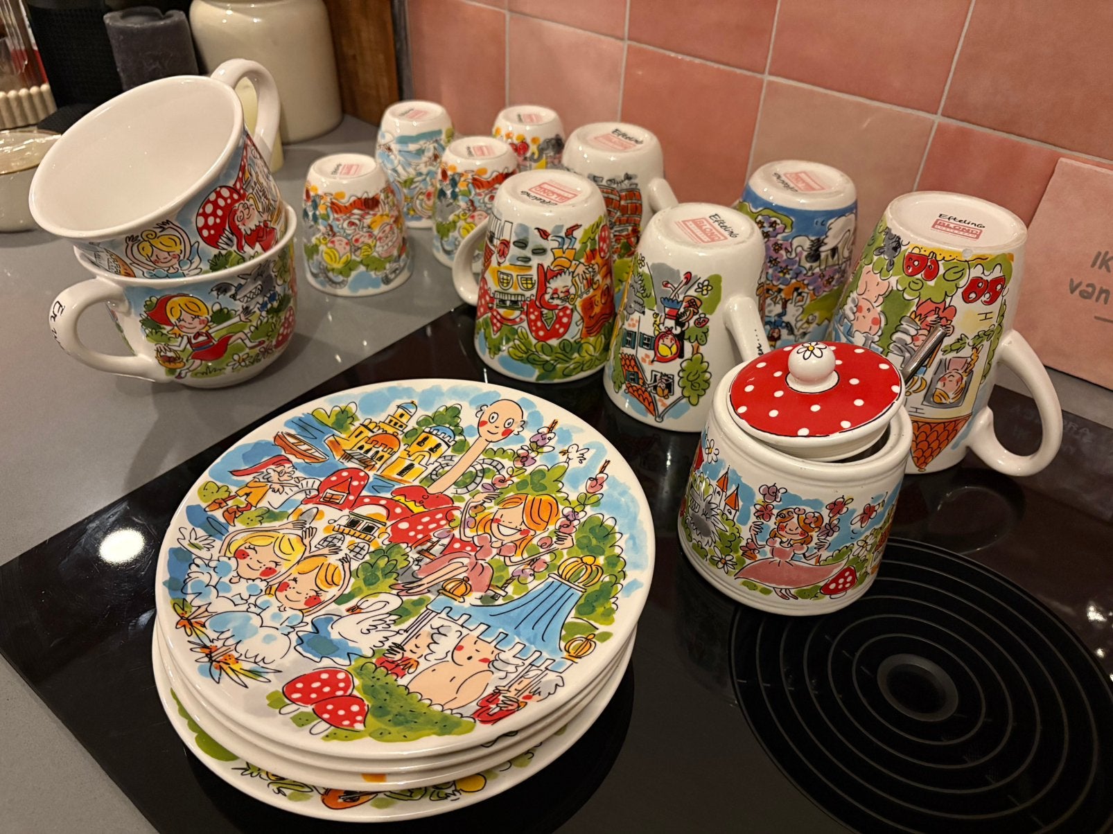 Diverse blond Amsterdam Efteling, Huis en Inrichting, Ophalen of Verzenden, Zo goed als nieuw, Aardewerk, Overige typen