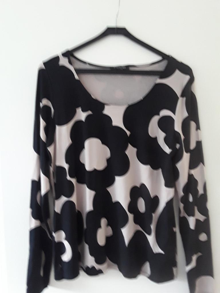 Shirt Margittes zgan zwart met taupe/grijs 38, Ophalen of Verzenden, Zo goed als nieuw, Maat 38/40 (M), Zwart