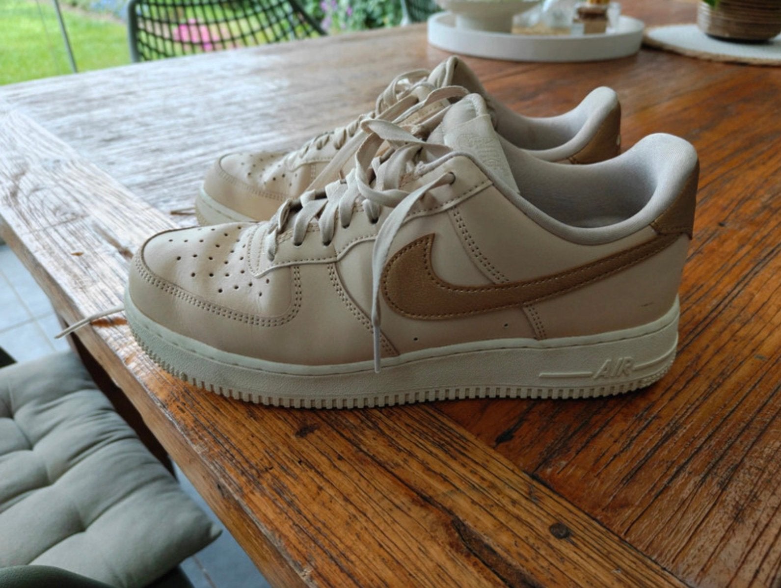 Nike air force maat 41, Beige, Ophalen of Verzenden, Sneakers of Gympen, Zo goed als nieuw