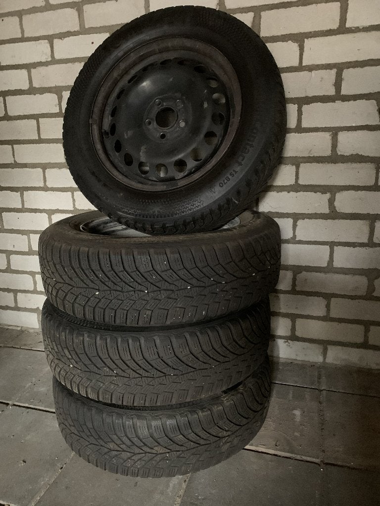 Winterbanden velgen wieldoppen VW Polo, Auto-onderdelen, Ophalen, Gebruikt, 15 inch, Band(en)