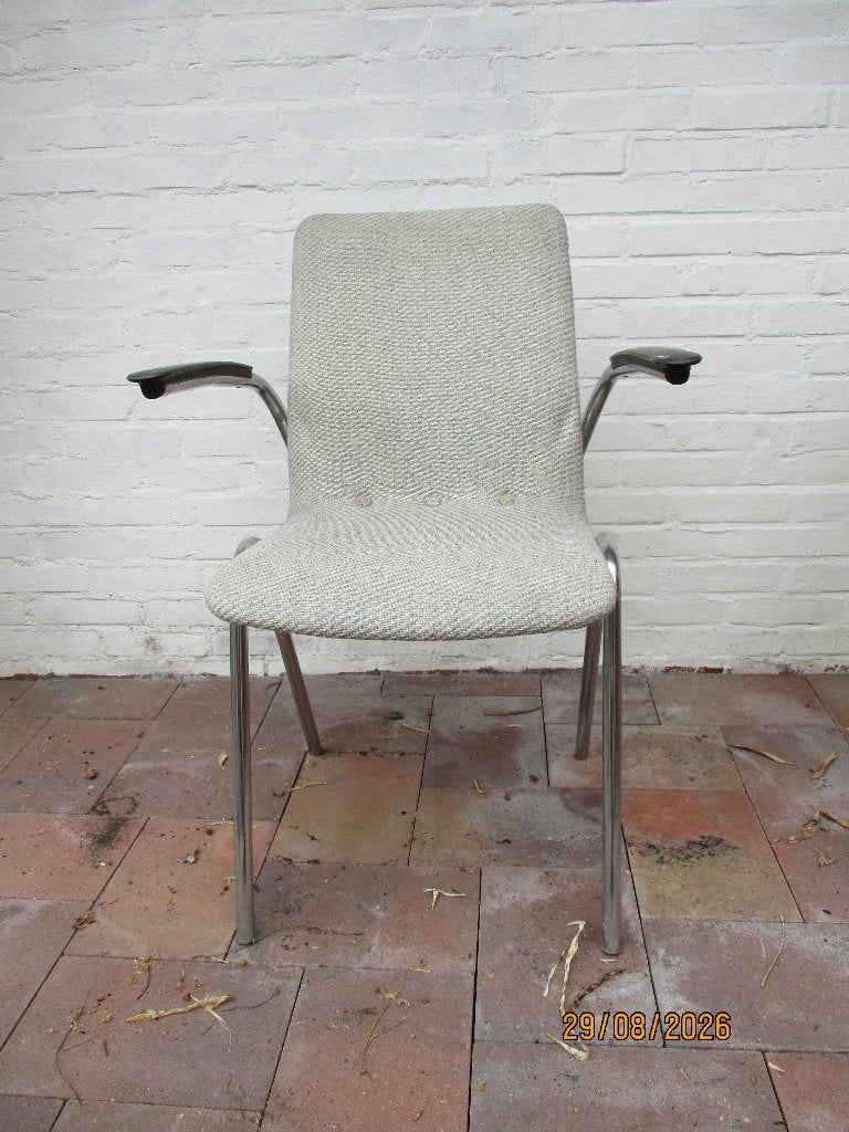 Stapelbare vergader stoelen, Ophalen, Gebruikt, Metaal, Grijs
