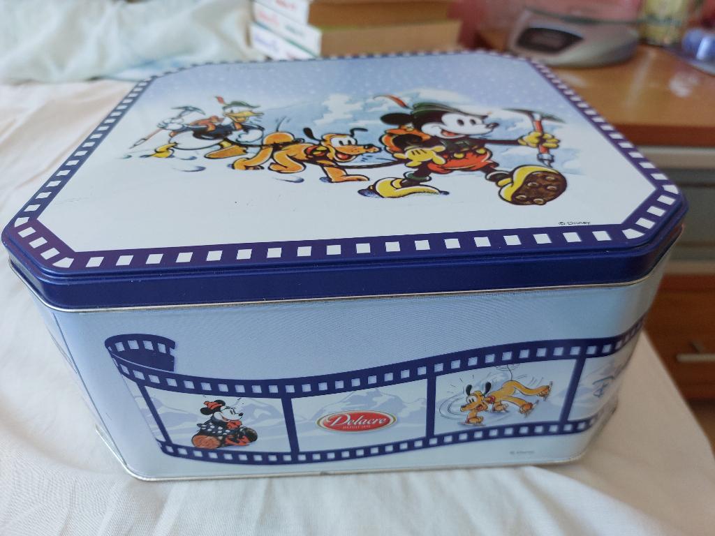 Disney blik Delacre 10 cm. hoog, 22 x 23,5, Verzamelen, Blikken, Ophalen of Verzenden, Gebruikt, Overige